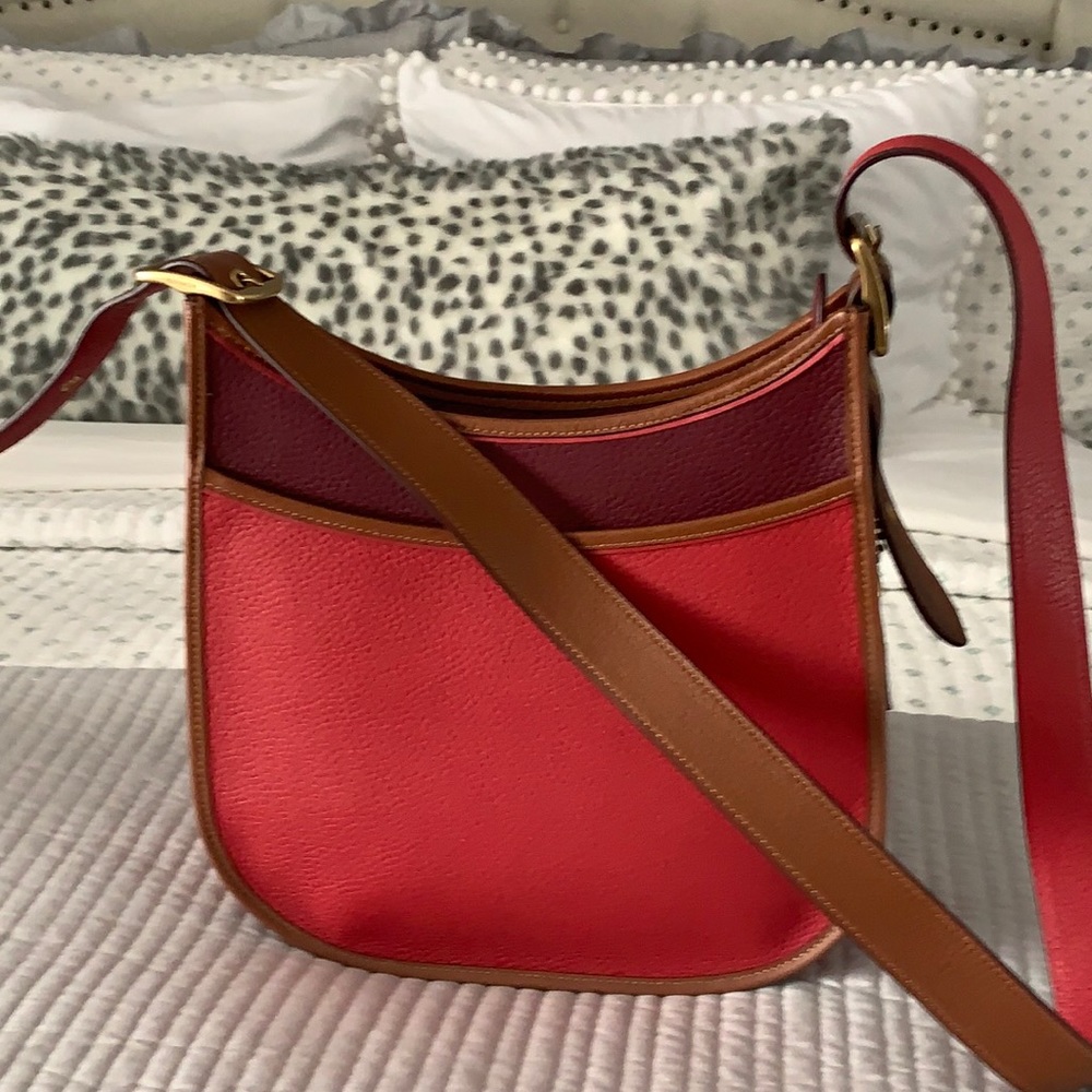 Authentic coach purse with dust bag.